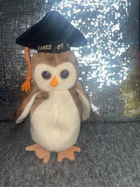 Wise The Owl: Ty Brown and Cream Graduation Owl Plush with Black Cap.
